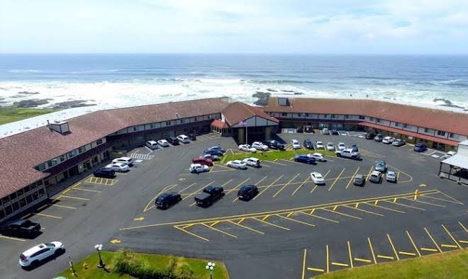 Adobe Resort Yachats Image