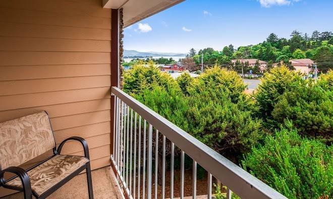 Best western plus landmark inn