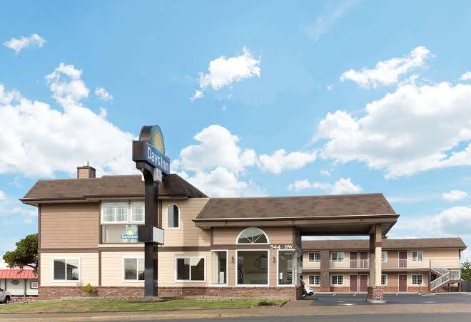 Days inn by wyndham newport or
