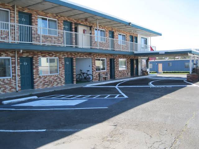Money saver motel
