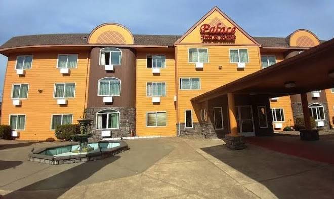 Palace inn & suites