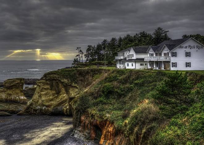 The inn at arch rock