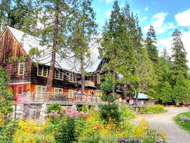 Breitenbush hot springs retreat and conference center