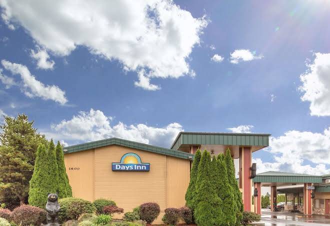 Days inn by wyndham black bear