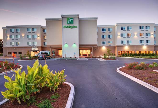 Holiday inn salem