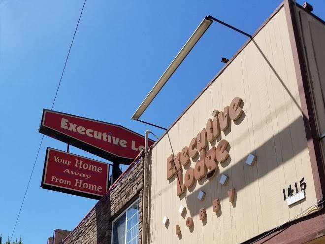 Executive lodge