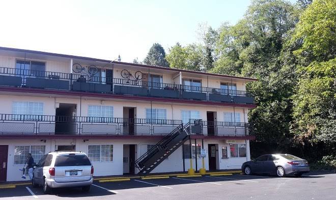 Golden knight motel