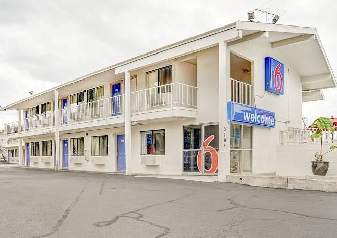 Motel 6 portland or central