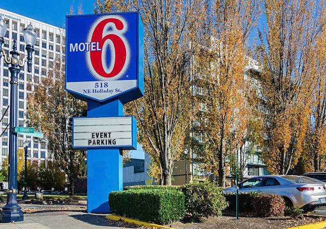 Motel 6 portland or downtown