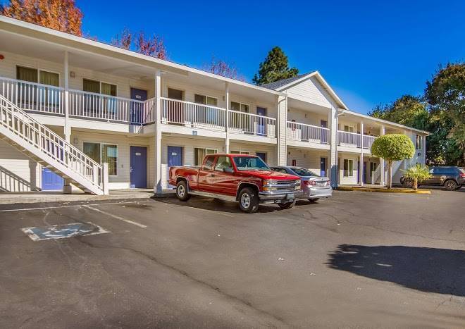 Motel 6 portland or mall 205