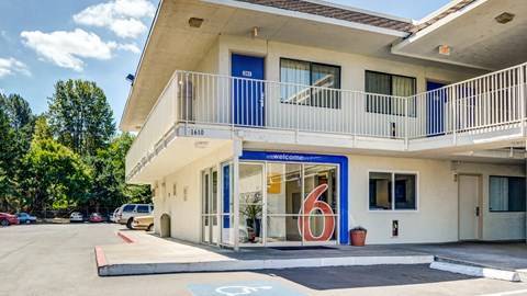Motel 6 troutdale or portland east