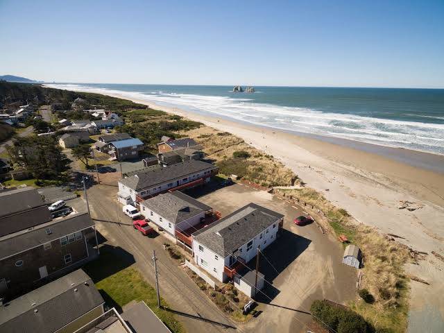 Getaway oceanfront lodging
