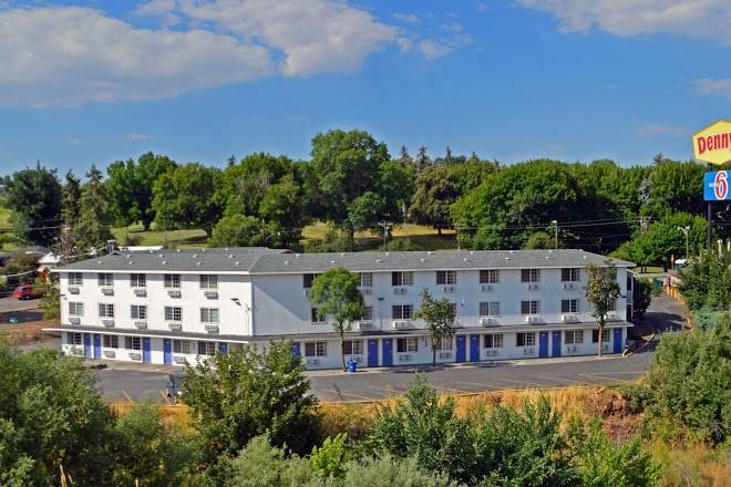 Motel 6 pendleton west