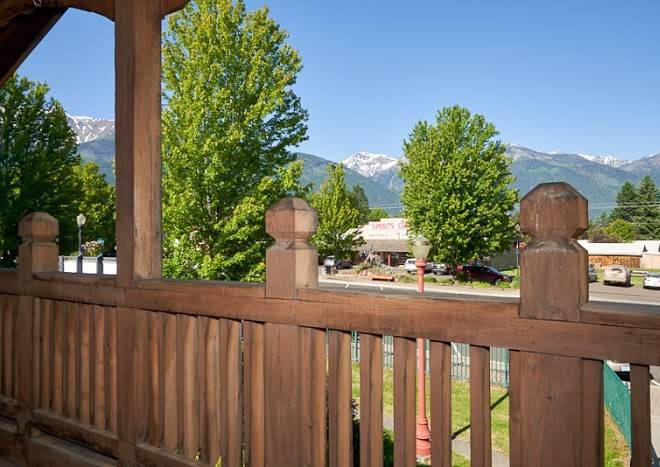 Mt joseph lodge in joseph and copper lodge at wallowa lake