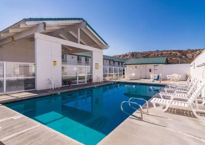 Motel 6 the dalles or