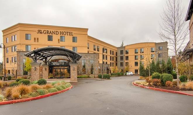 The grand hotel at bridgeport