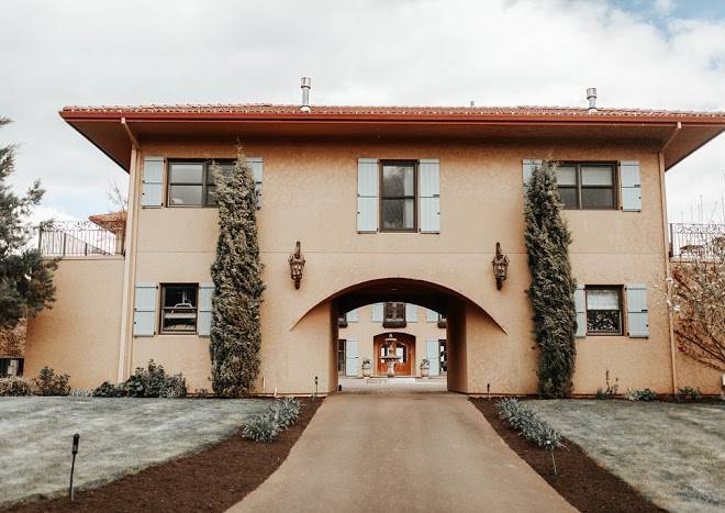 Black walnut inn & vineyard
