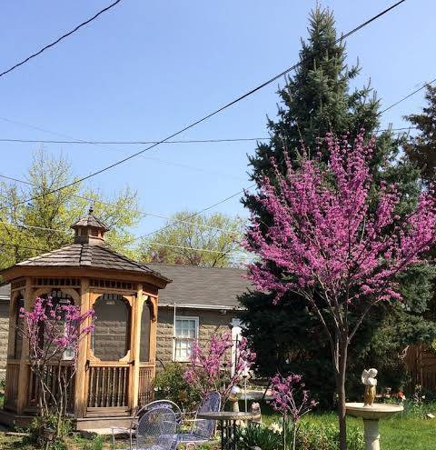 Raphael inn bed and breakfast