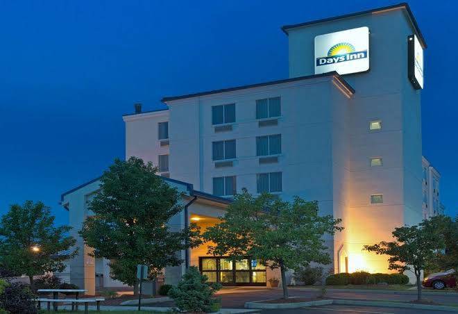 Days inn by wyndham pittsburgh airport