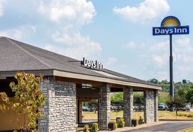 Days inn by wyndham pittsburgh harmarville