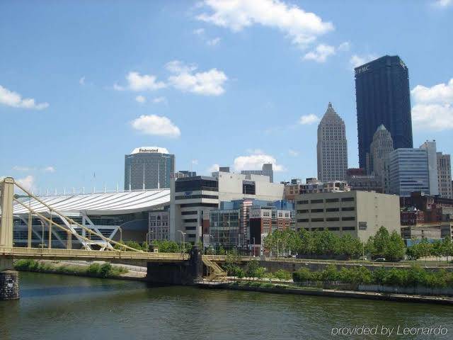 Doubletree by hilton hotel & suites pittsburgh downtown