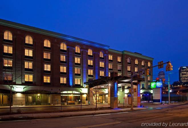 Holiday inn express & suites pittsburgh south side