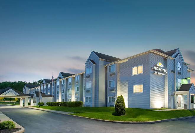 Microtel Inn & Suites By Wyndham Pittsburgh Airport Image