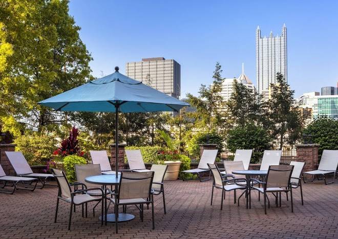 Sheraton pittsburgh hotel at station square