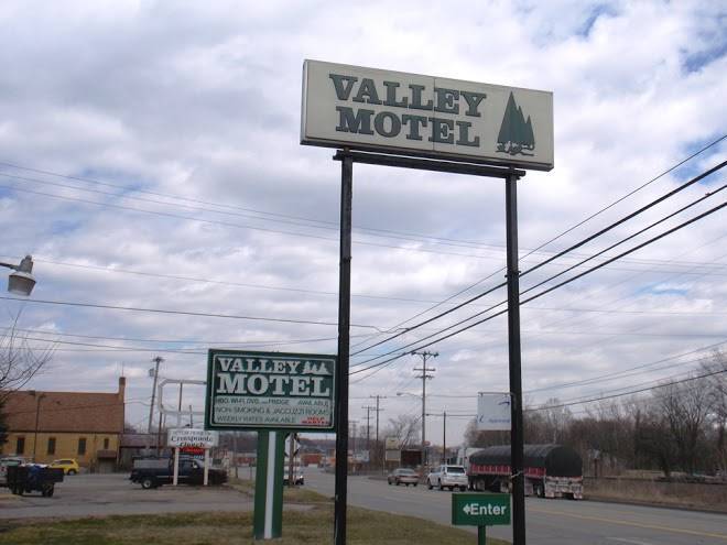 Valley Motel Image