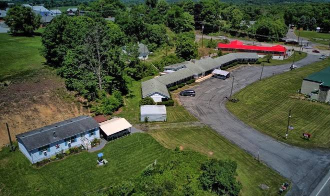 Wiltshire Motel Image