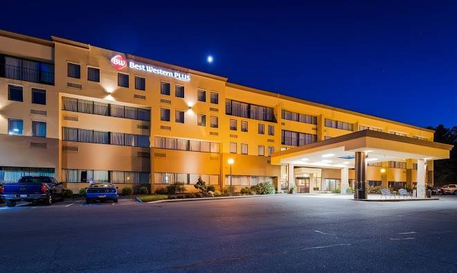 Best western plus reading inn & suites