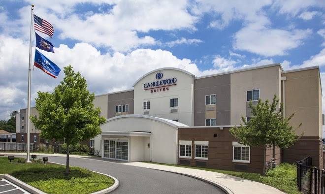Candlewood Suites Reading Image