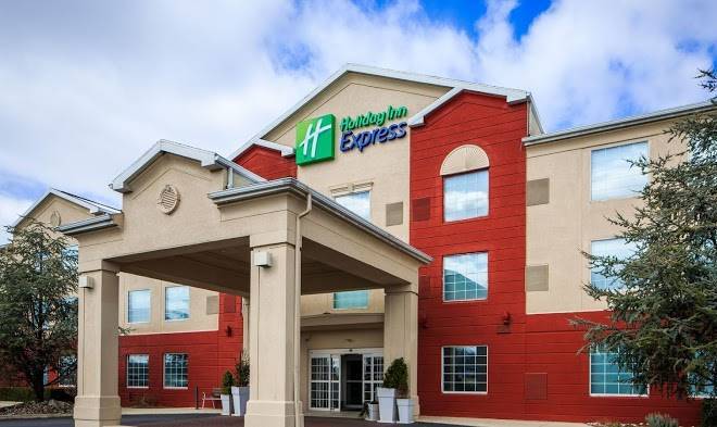 Holiday inn express & suites reading airport