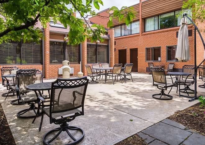 Quality Inn & Suites Altoona Image