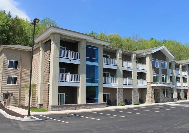 Crystal springs inn and suites