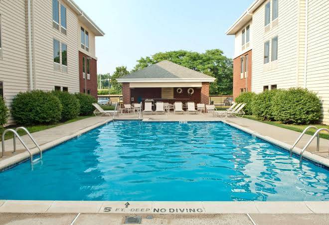 Hampton inn & suites newtown pa