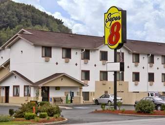 Super 8 by wyndham butler