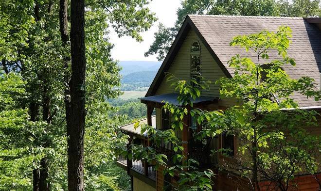 Brush mountain lodge