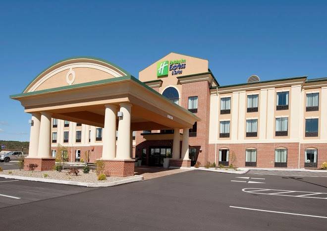 Holiday inn express & suites clearfield