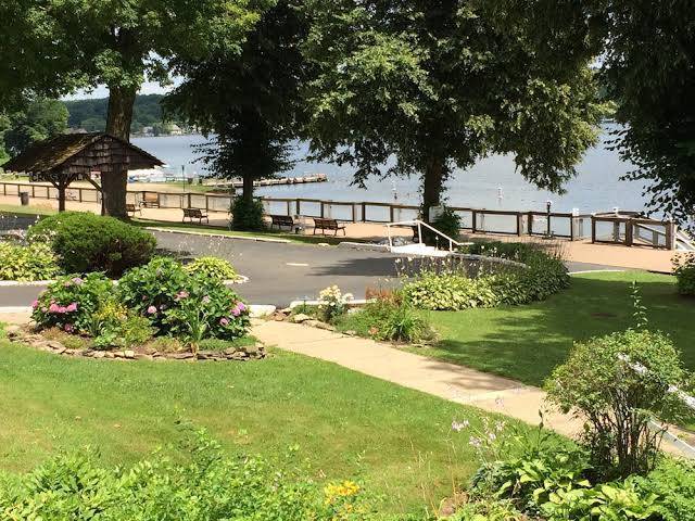 Hotel conneaut