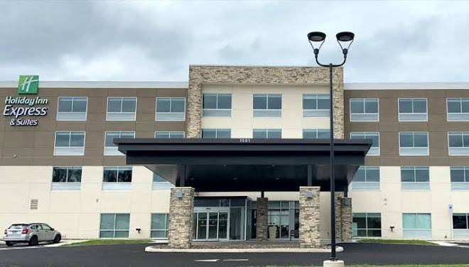 Holiday inn express & suites carlisle southwest i 81