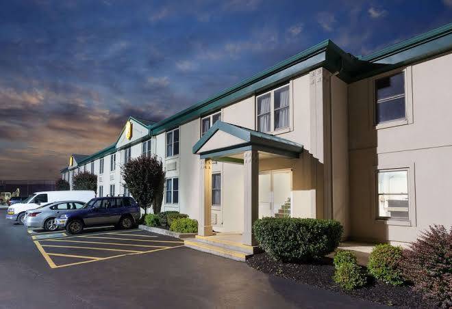 Super 8 by wyndham harrisburg hershey west