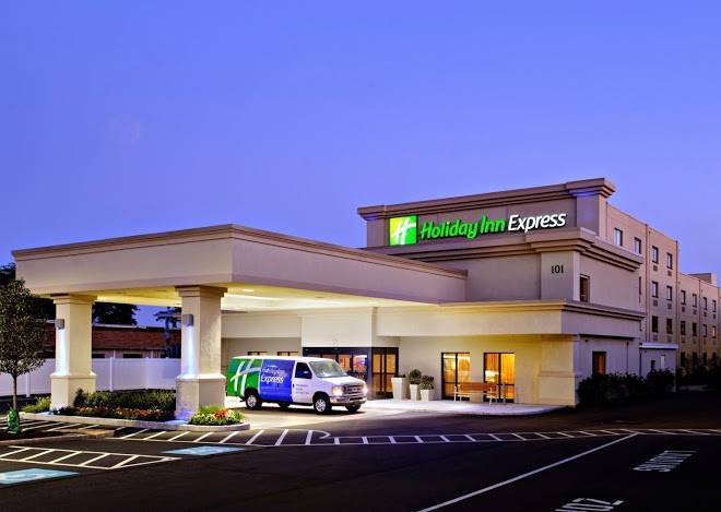 Holiday Inn Express Philadelphia Airport Image