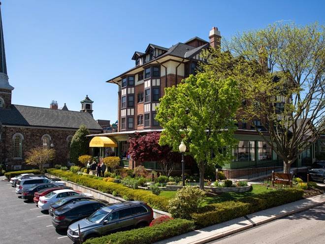 Wayne hotel