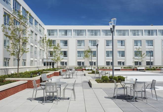Courtyard by marriott erie bayfront