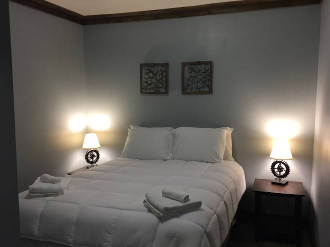 Falls market inn & suite
