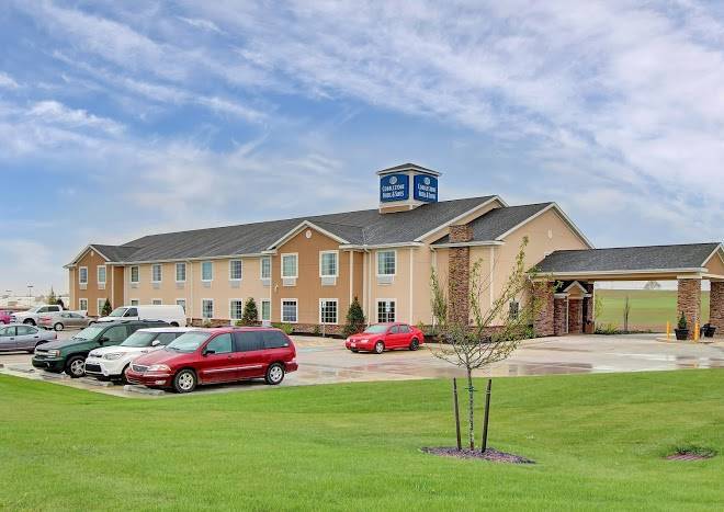 Cobblestone Hotel & Suites Waynesboro Image