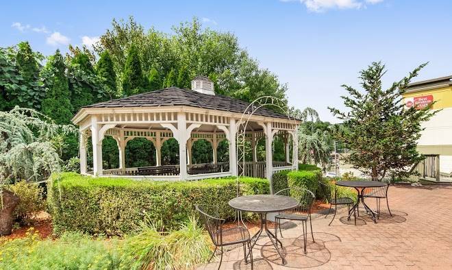 Best Western Plus Clarks Summit Scranton Image