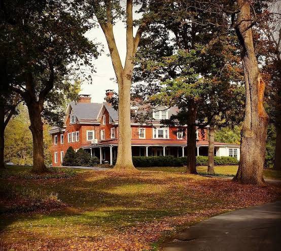 Cameron estate inn & restaurant