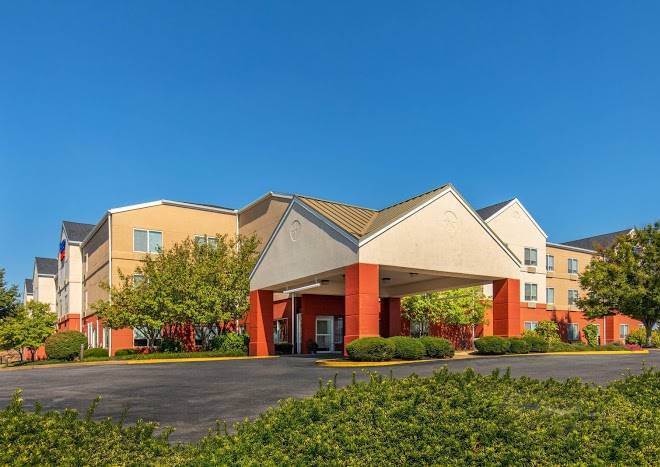 Fairfield inn & suites by marriott lancaster